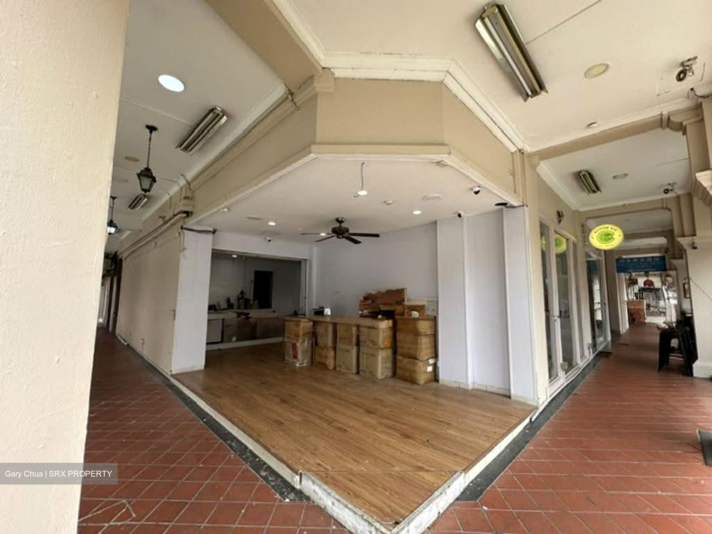 Four Chain Hotel (D14), Retail #637755671